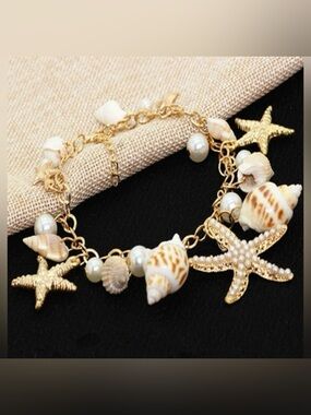 💎 NEW 💎 Gold Shell & Pearl Starfish Charm Bracelet White Shell Accents 💎